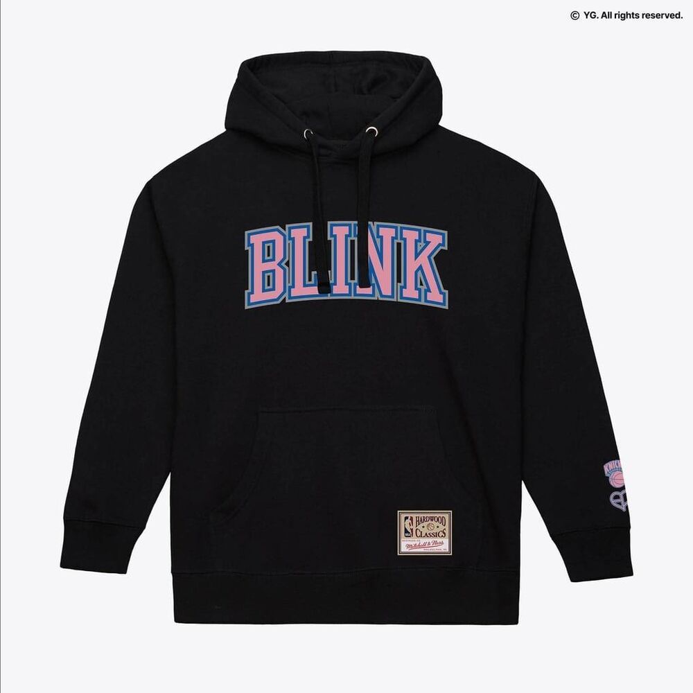 Mitchell & Ness New York Knicks Black PINK x NBA Pullover Hoodie Size Medium $14
